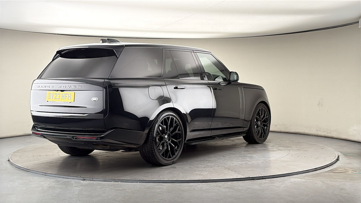 More views of Land Rover Range Rover
