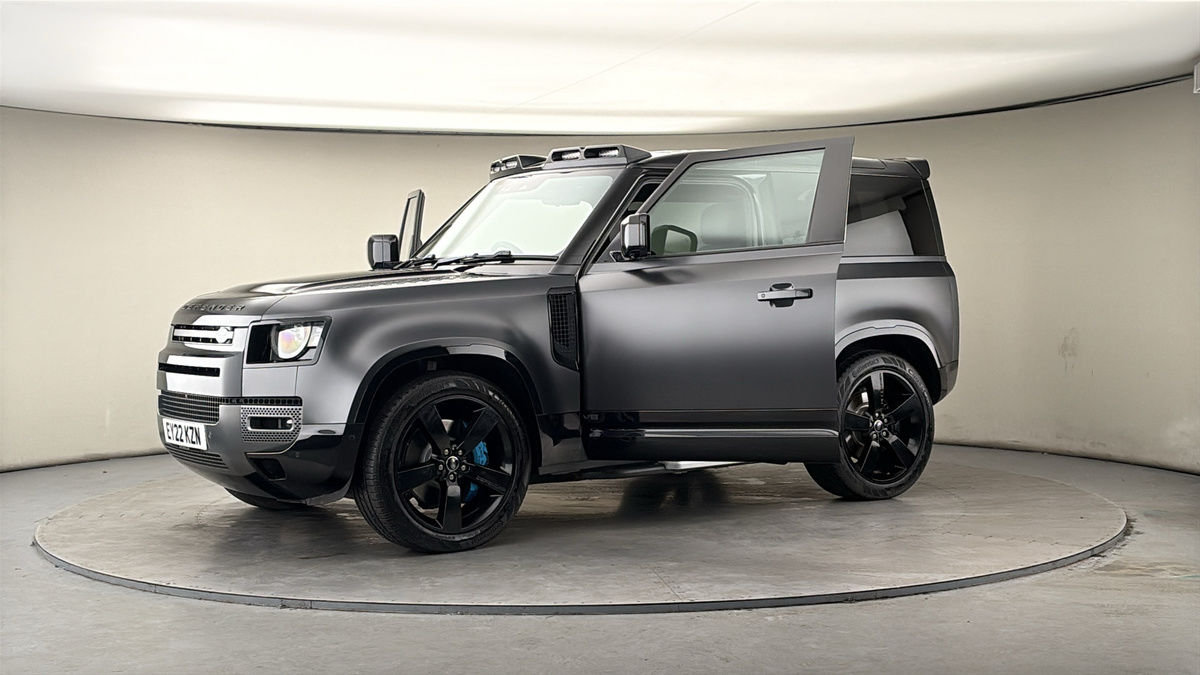 More views of Land Rover Defender 90