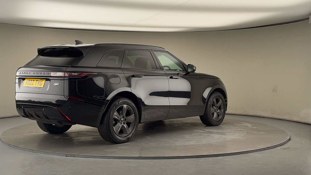 Land Rover Range Rover Velar Image 21