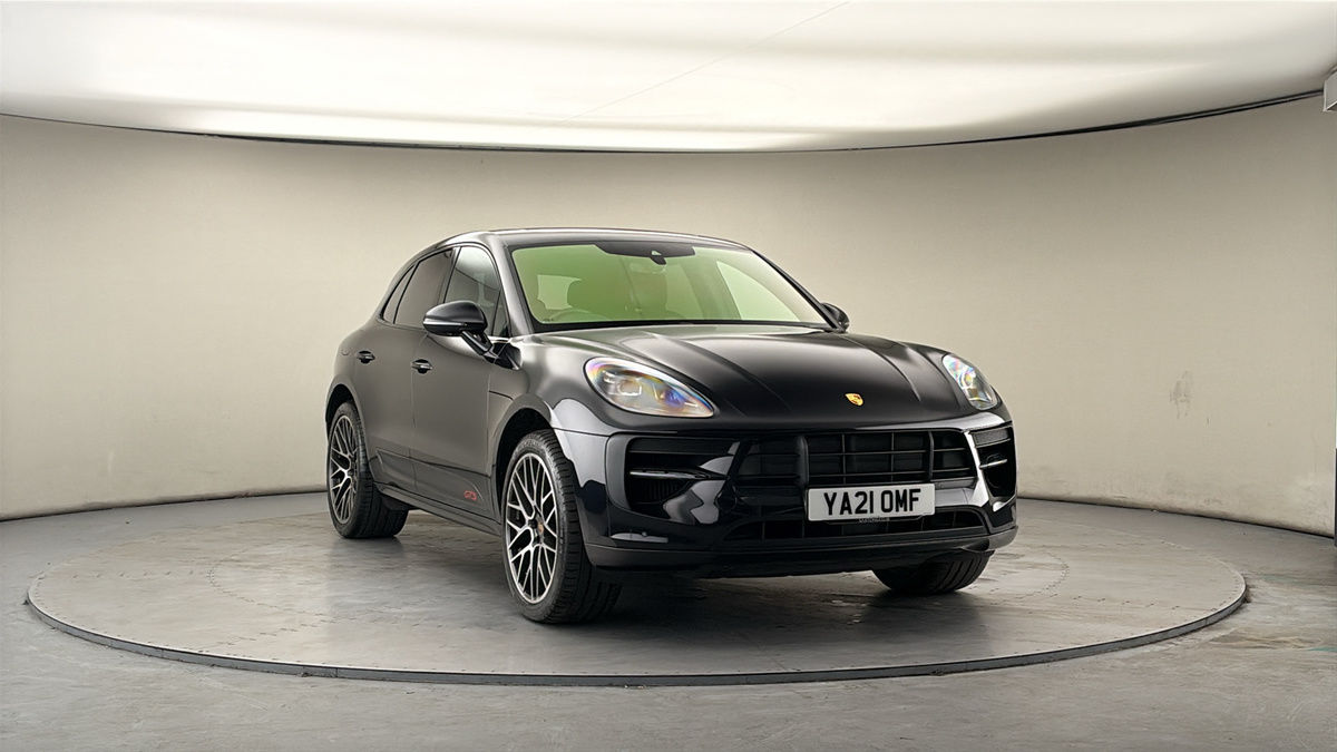More views of Porsche Macan