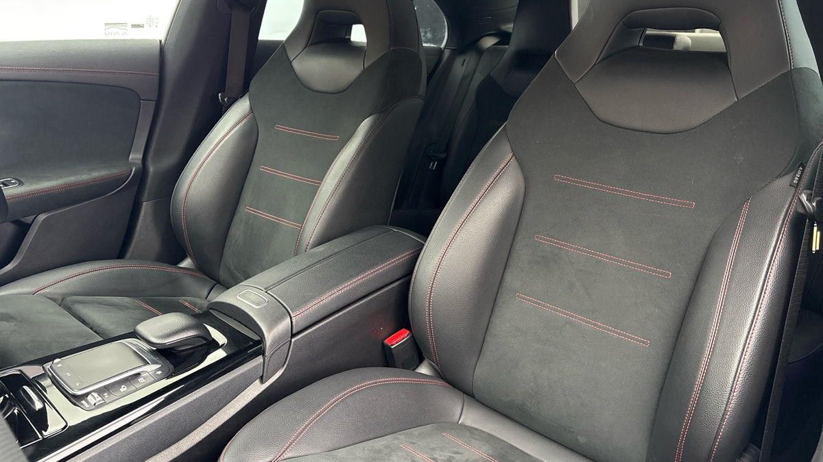 Mercedes-Benz CLA Image 7