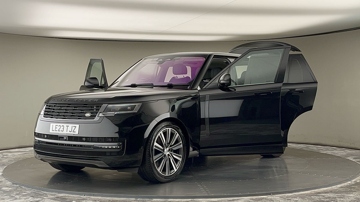 More views of Land Rover Range Rover