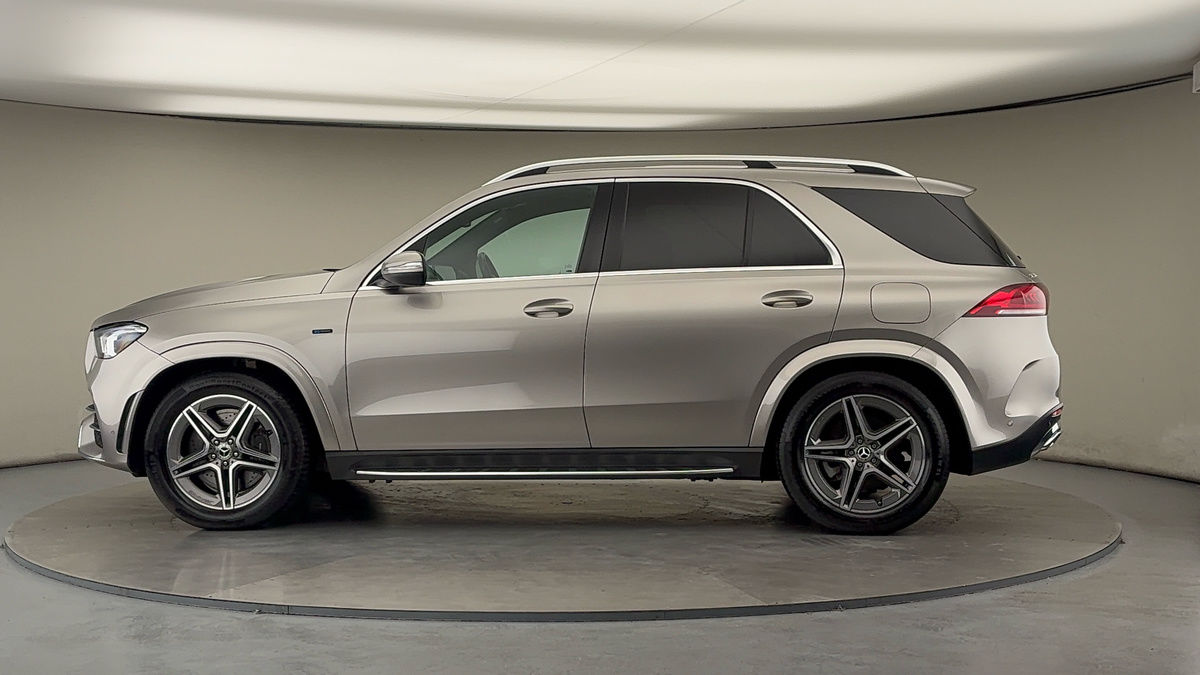 More views of Mercedes-Benz GLE