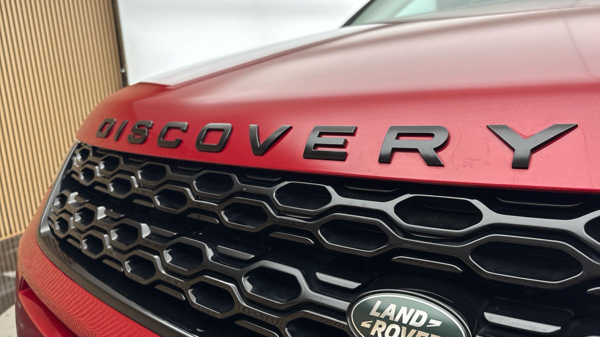 Land Rover Discovery Sport Image 24