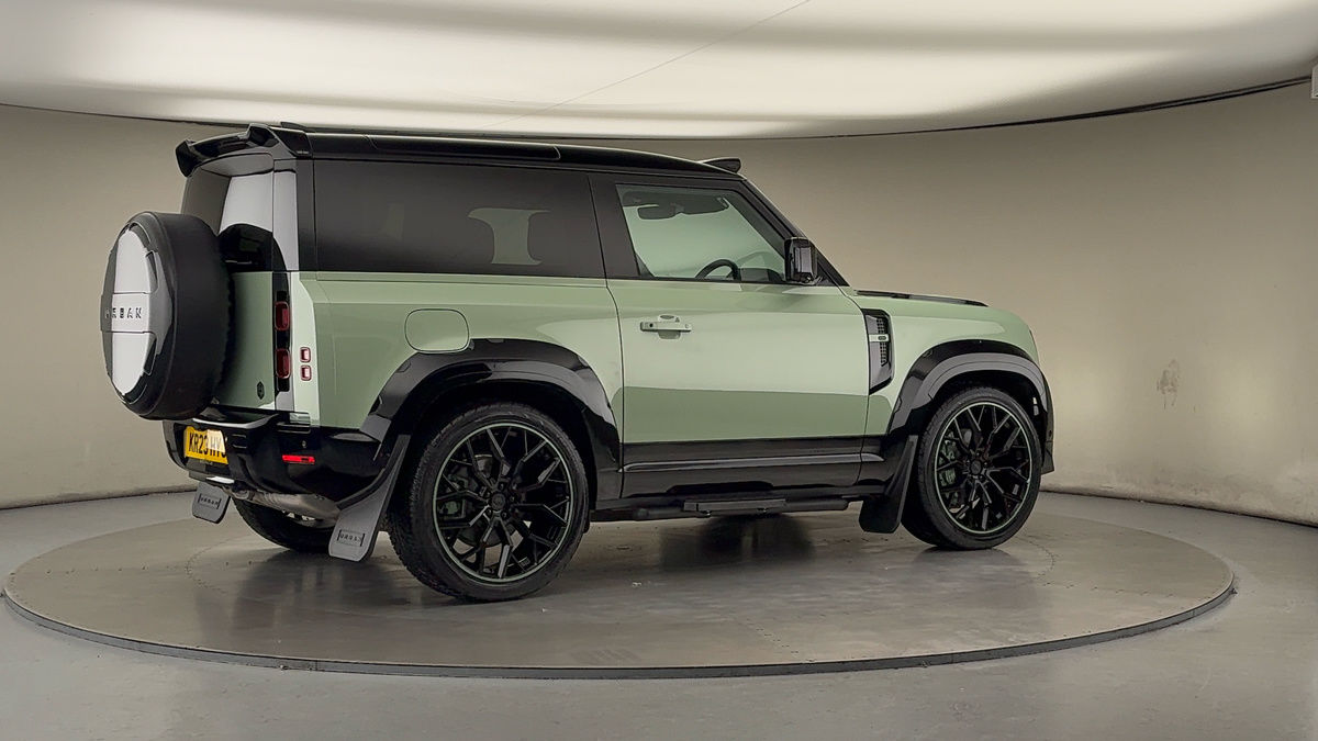 More views of Land Rover Defender 90