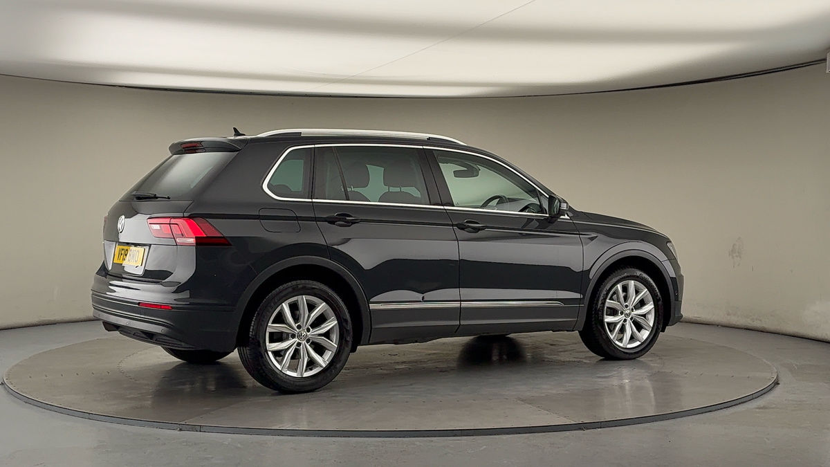 More views of Volkswagen Tiguan