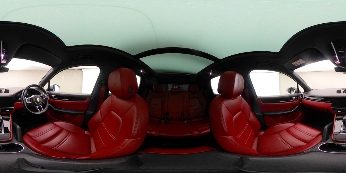 More views of Porsche Cayenne