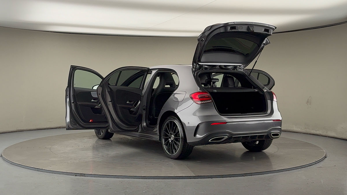 Mercedes-Benz A Class Image 23