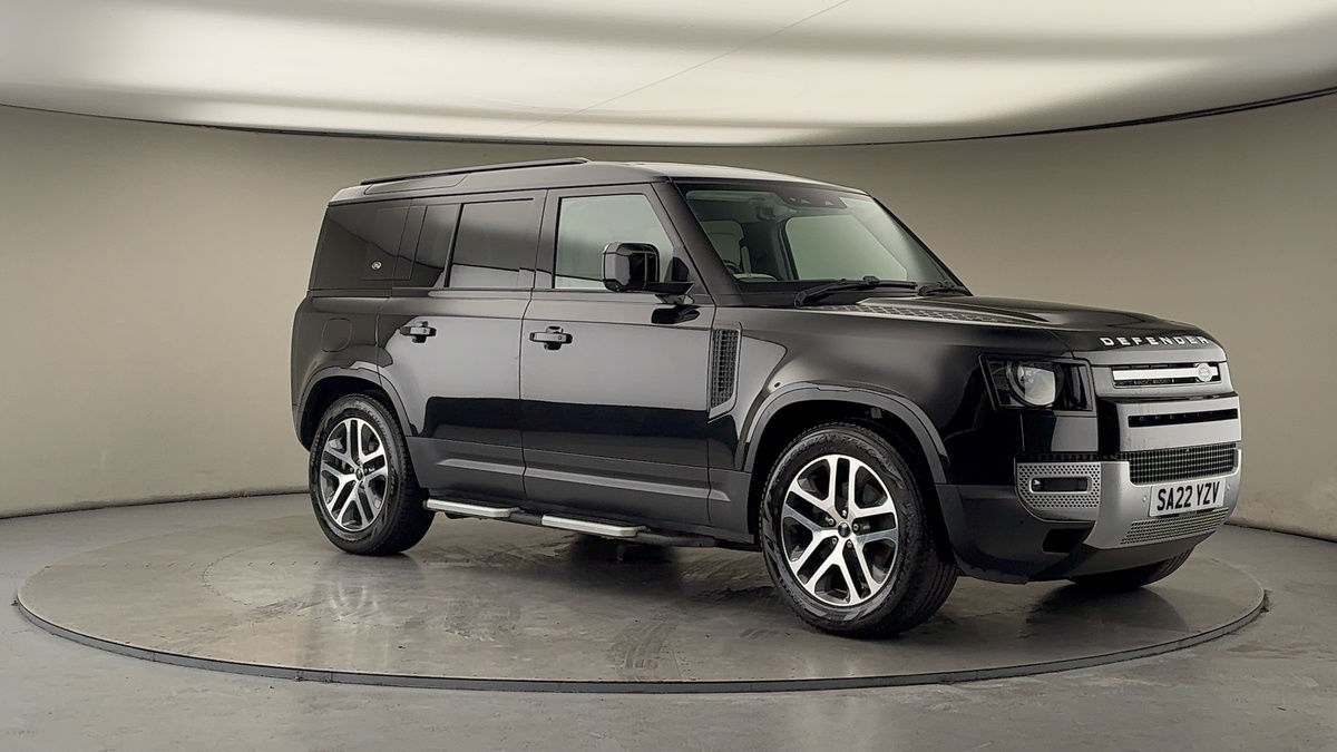 More views of Land Rover Defender 110