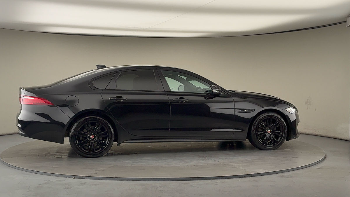 More views of Jaguar XF