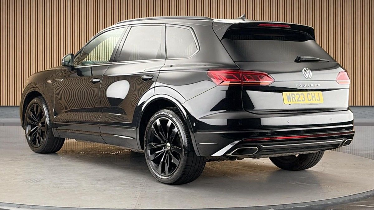Volkswagen Touareg Image 2