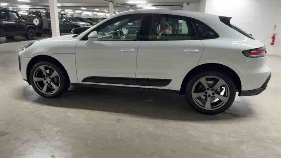 More views of Porsche Macan