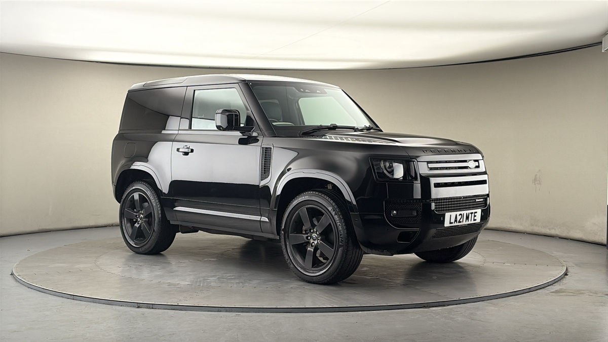 More views of Land Rover Defender 90
