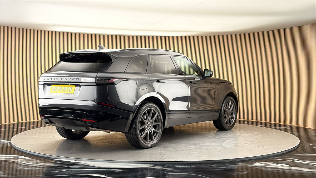 More views of Land Rover Range Rover Velar