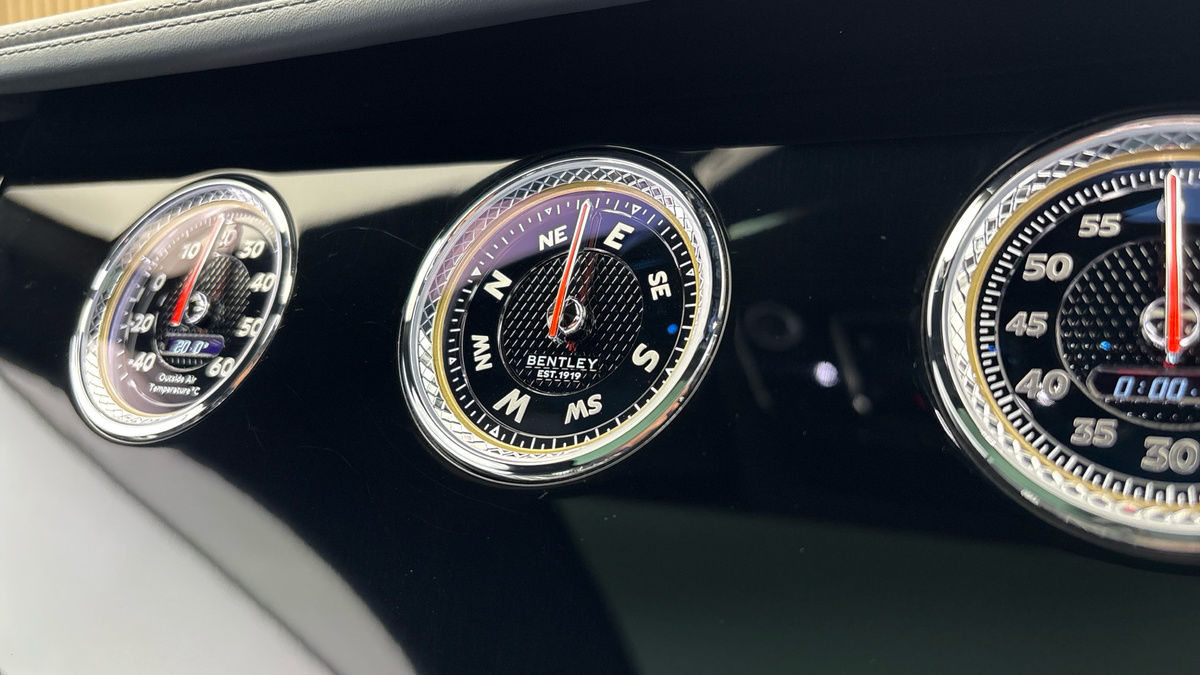 Bentley Continental Image 32