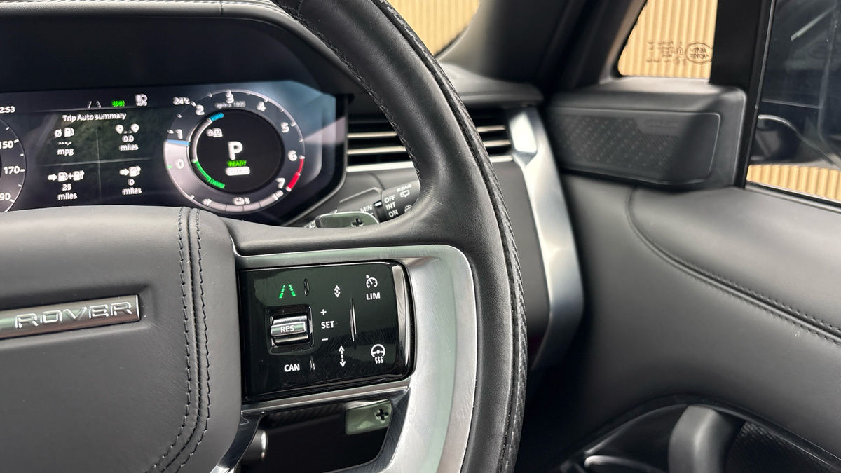 Land Rover Range Rover Image 14