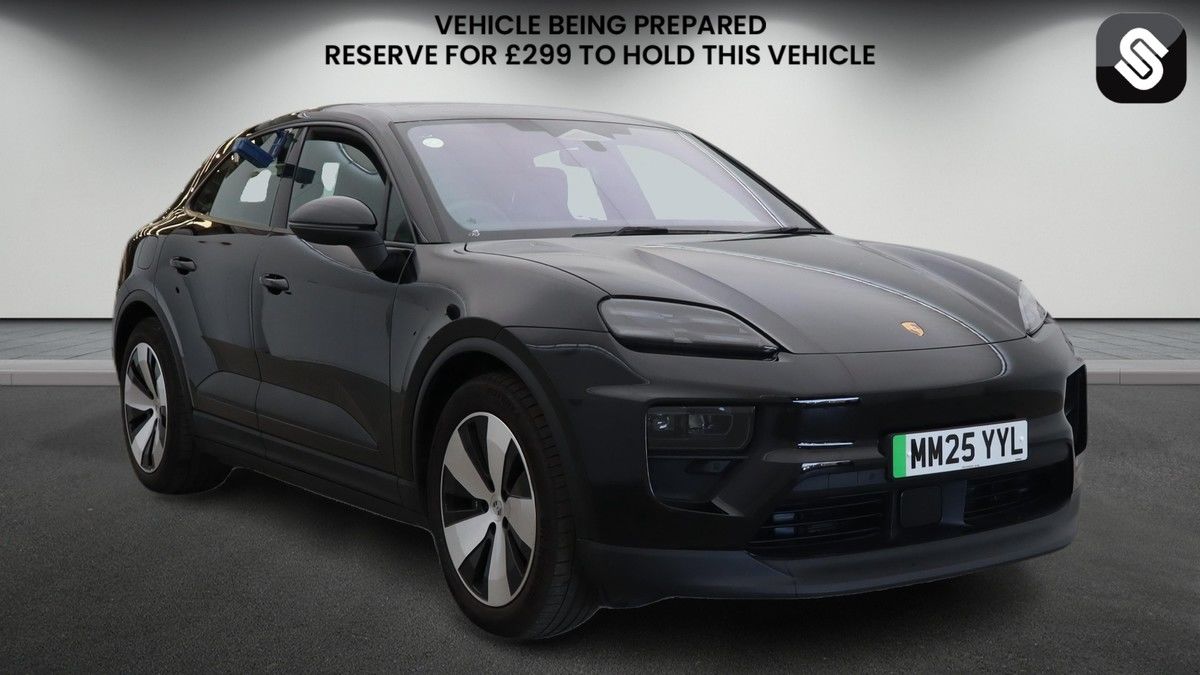 Porsche Macan Sticky Header Image