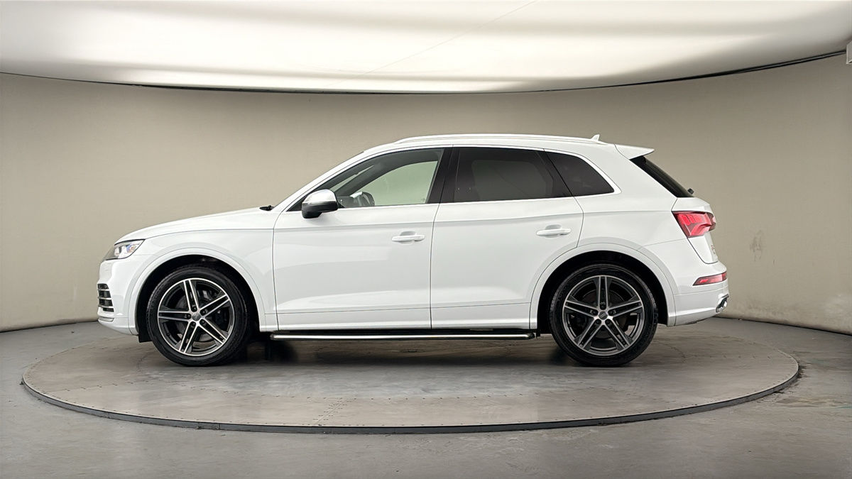 More views of Audi SQ5