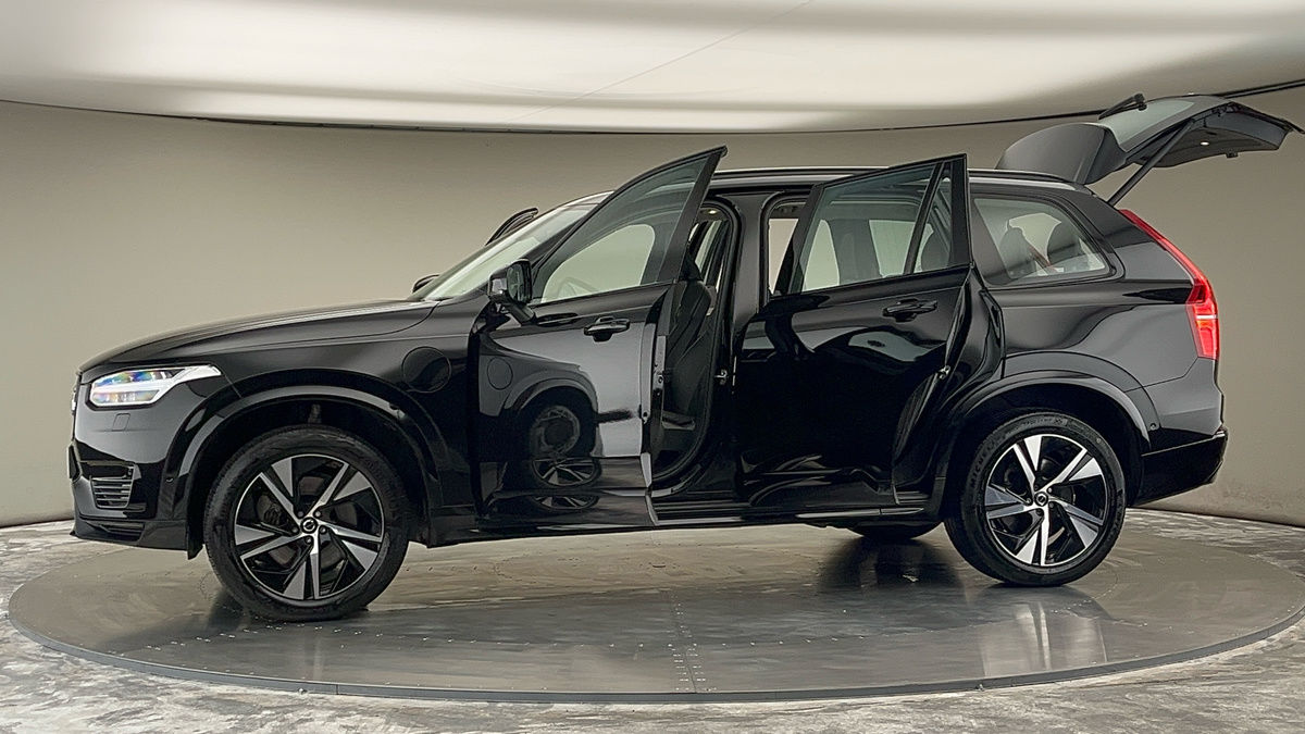 More views of Volvo XC90