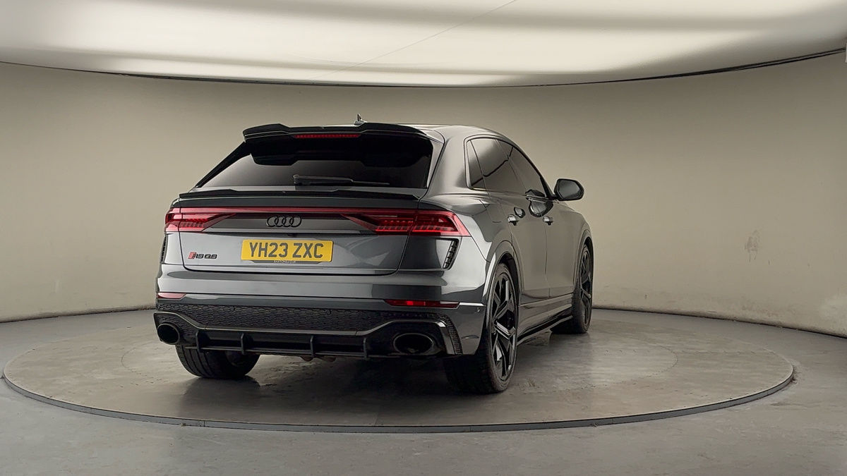 More views of Audi RSQ8