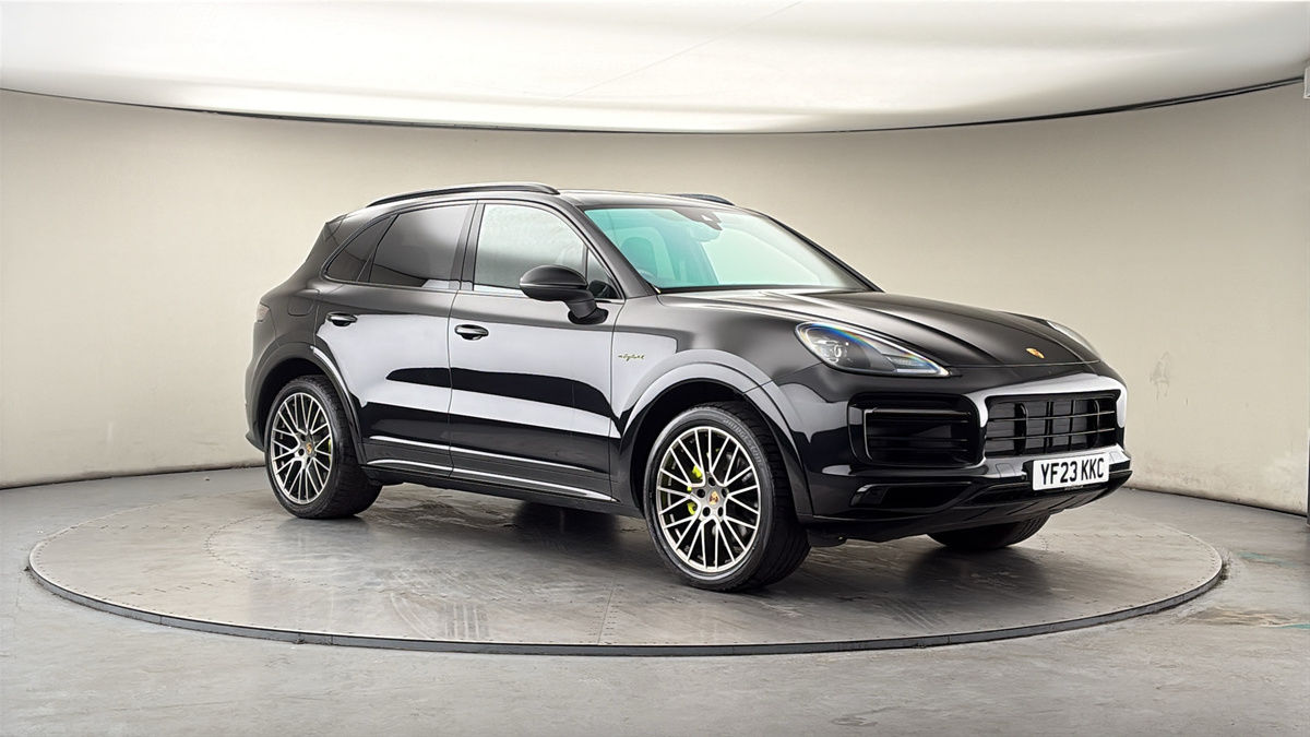 More views of Porsche Cayenne