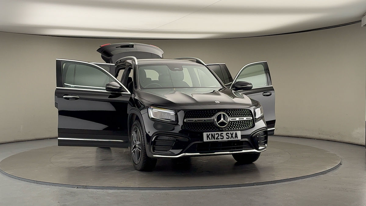 More views of Mercedes-Benz GLB