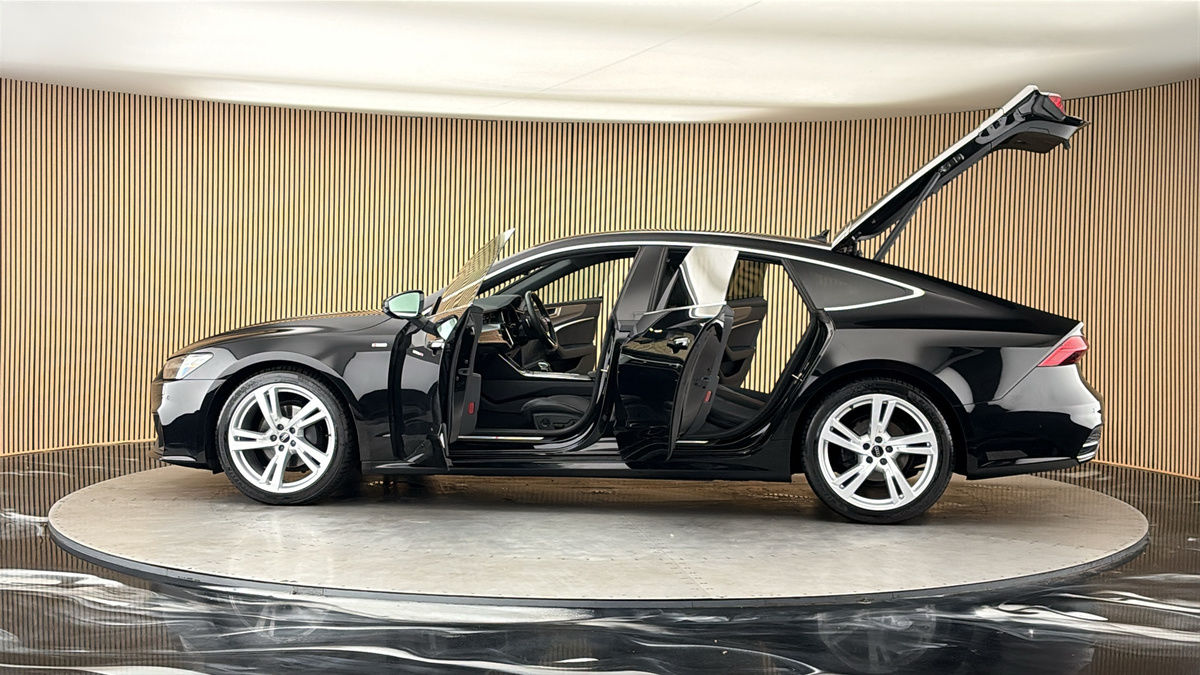 More views of Audi A7