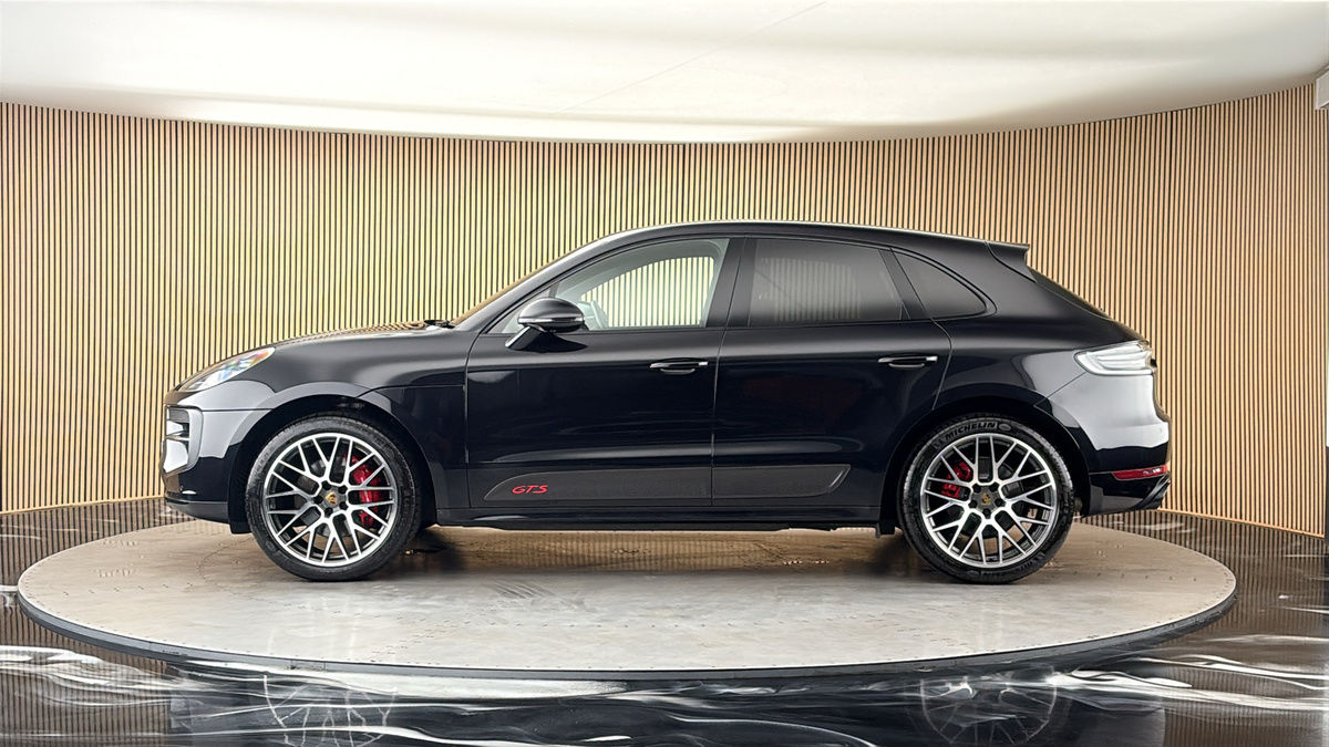Porsche Macan Image 15