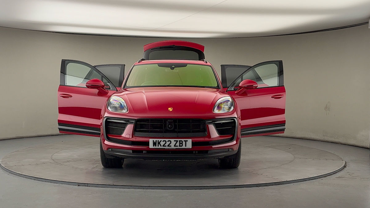 More views of Porsche Macan