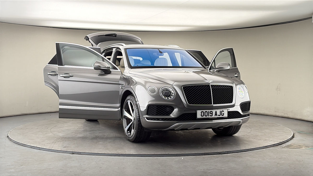 More views of Bentley Bentayga