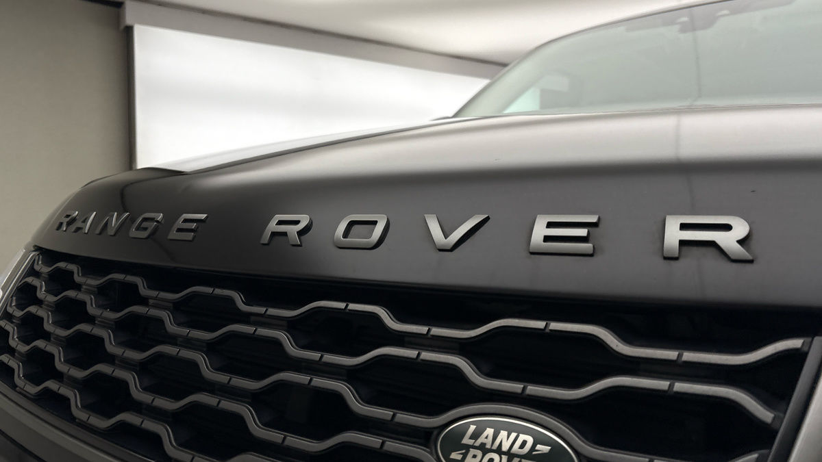 Land Rover Range Rover Sport Image 24