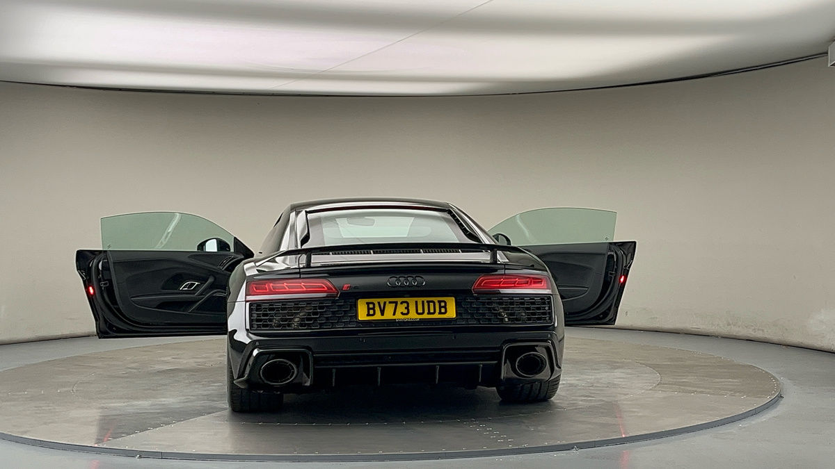 More views of Audi R8