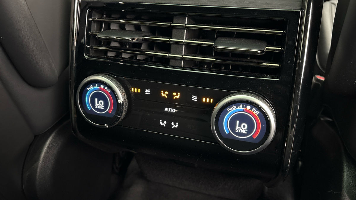 Land Rover Range Rover Sport Image 29