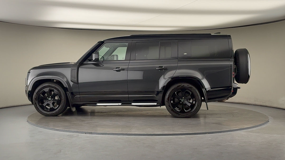 More views of Land Rover Defender 130