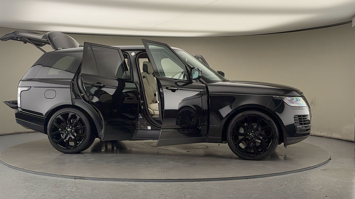 More views of Land Rover Range Rover