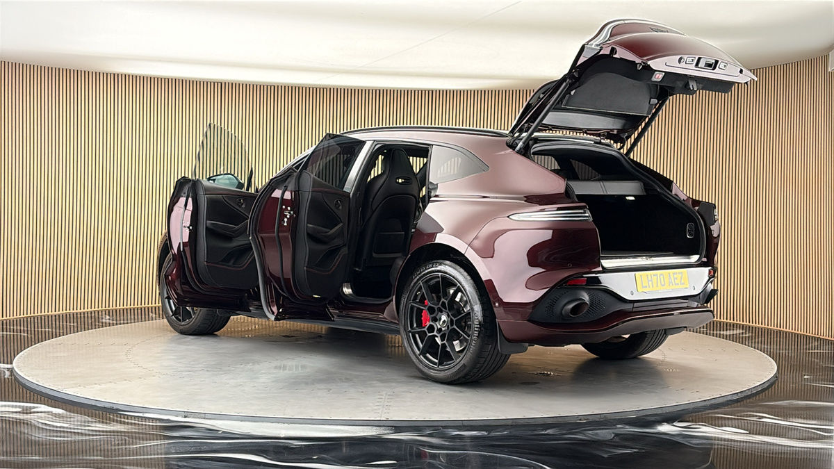 More views of Aston Martin DBX