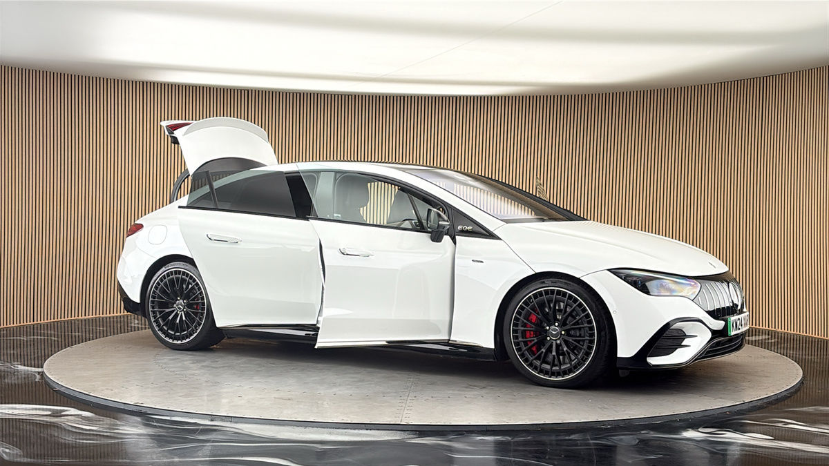 More views of Mercedes-Benz EQE