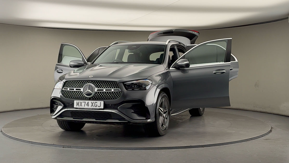 More views of Mercedes-Benz GLE