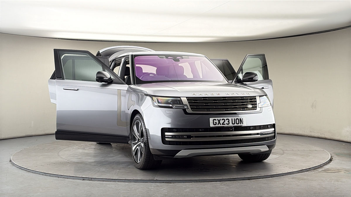 More views of Land Rover Range Rover