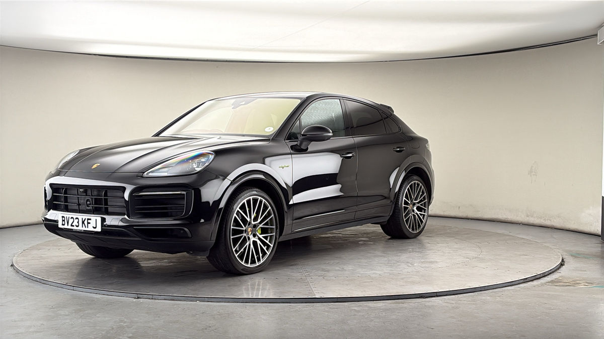 More views of Porsche Cayenne