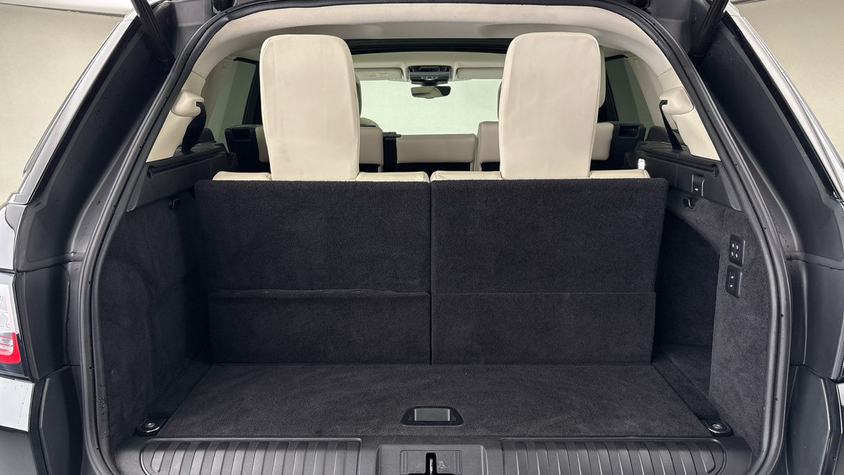 Land Rover Range Rover Sport Image 11