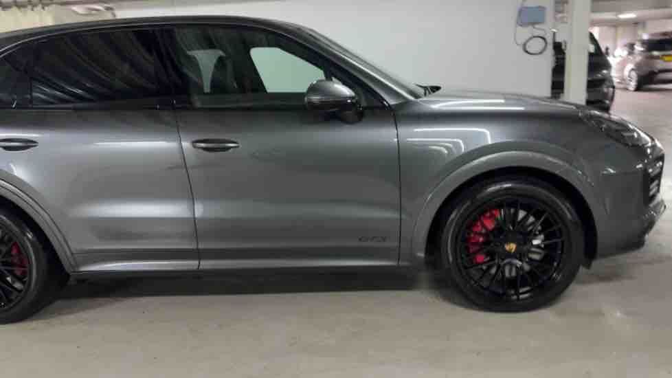 More views of Porsche Cayenne
