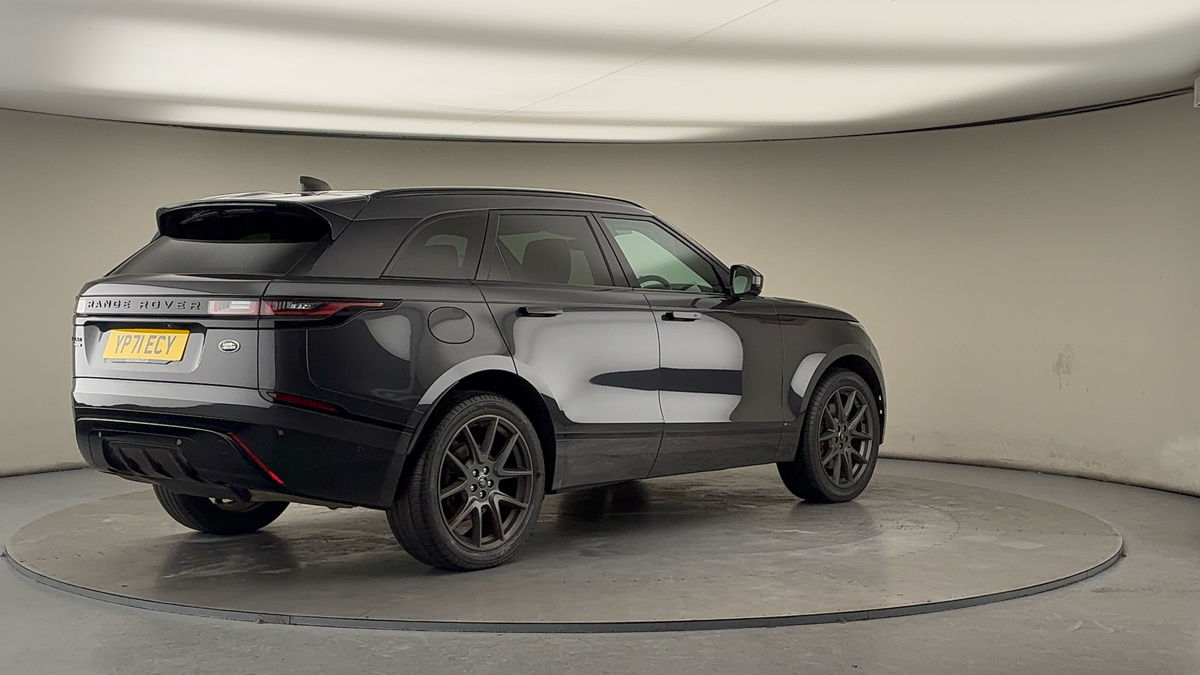 Land Rover Range Rover Velar Image 21