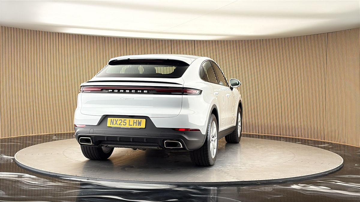 More views of Porsche Cayenne