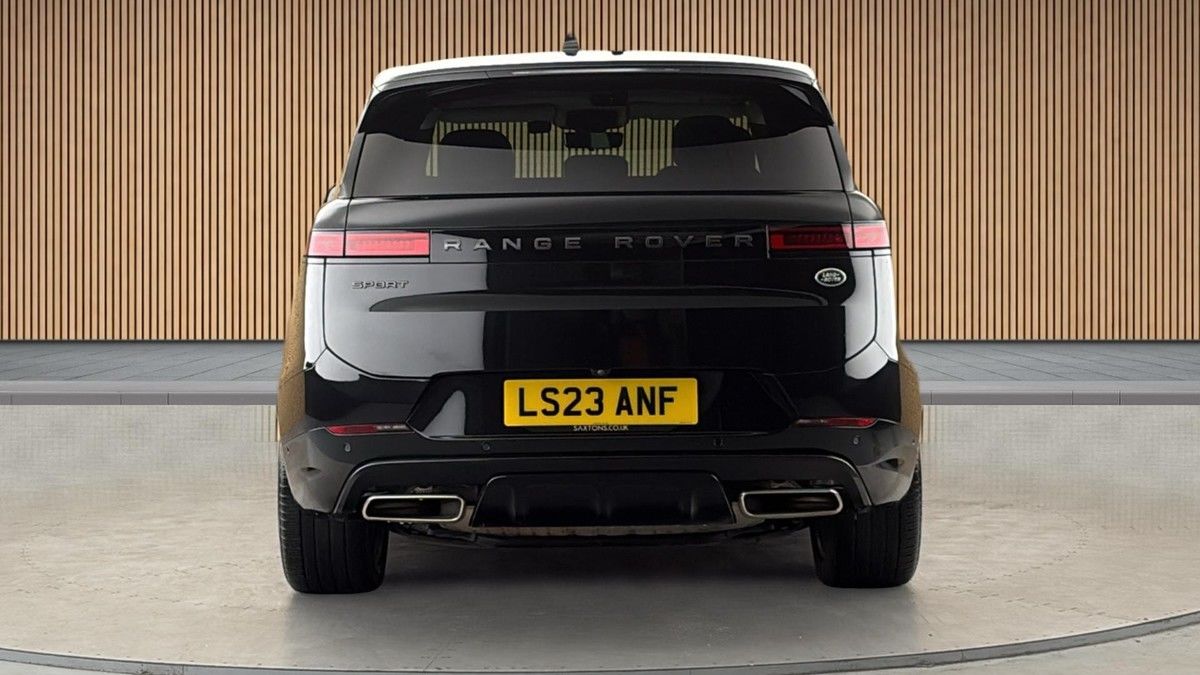 Land Rover Range Rover Sport Image 4