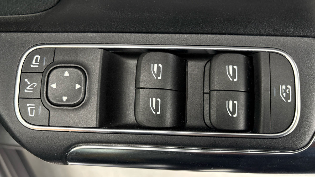 Mercedes-Benz GLA Image 39