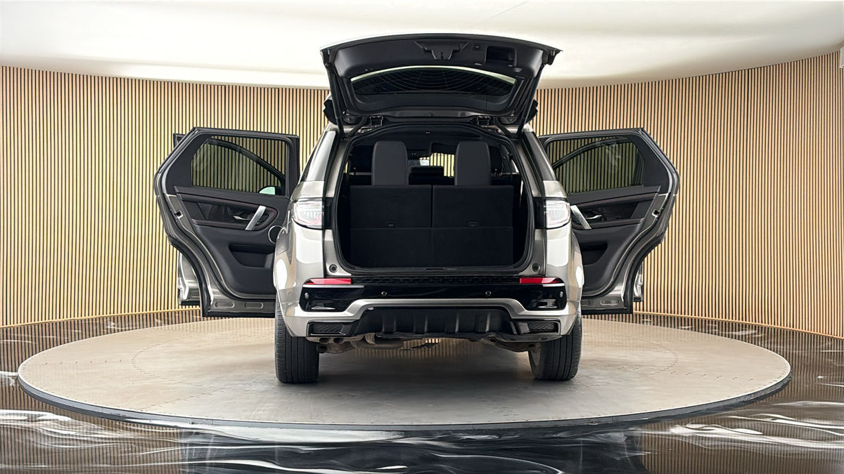 More views of Land Rover Discovery Sport
