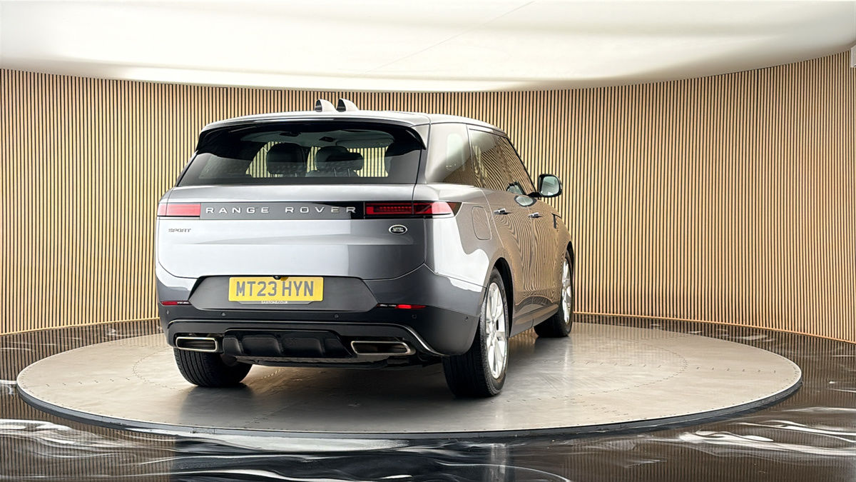 More views of Land Rover Range Rover Sport
