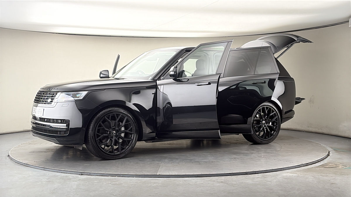 More views of Land Rover Range Rover