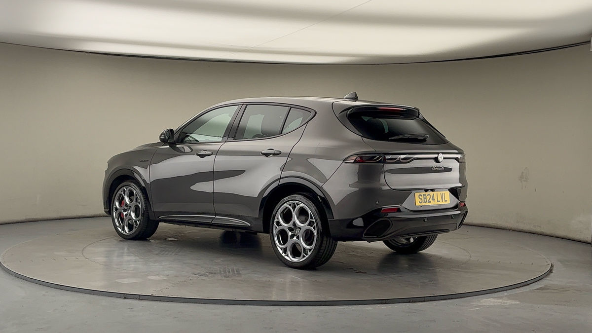 More views of Alfa Romeo Tonale